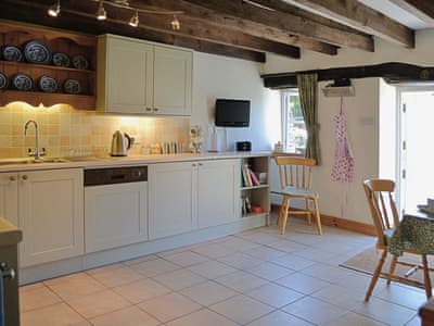 Shamrock Cottage thumbnail 3