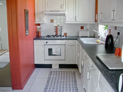 Suffolk Lodge Cottage thumbnail 4