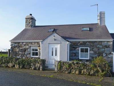 Image 1 of 7 for Cyll y Felin Fawr 1(16676)