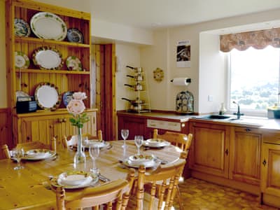 Naver Cottage thumbnail 3