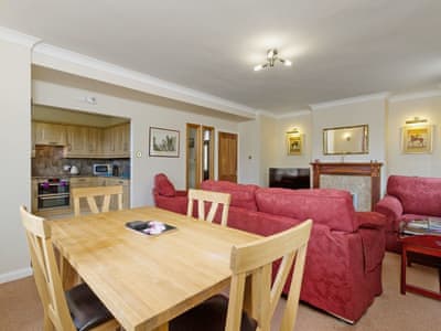 Annan House thumbnail 4
