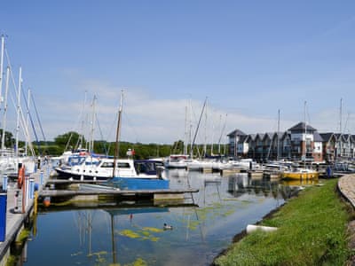 Marina View thumbnail 8