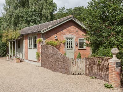 Image 1 of 8 for The Coach House(BQU)