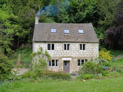 Image 1 of 9 for Driftcombe Farmhouse(NUN)