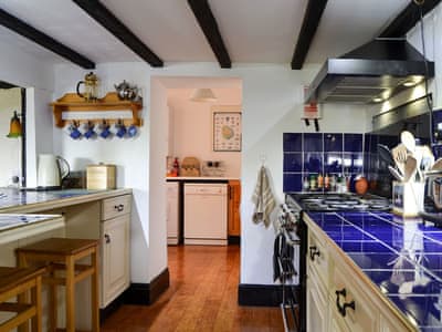 Merryweather Cottage thumbnail 4