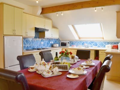 Ellen Cottage thumbnail 3