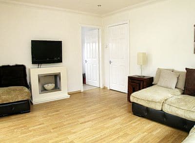 Lomond View Cottage thumbnail 3