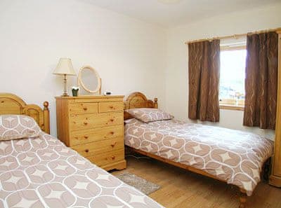 Ben Alder Lodge thumbnail 5