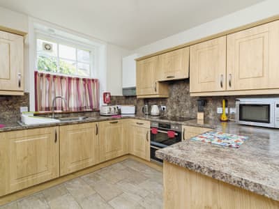 Esk Apartment thumbnail 2