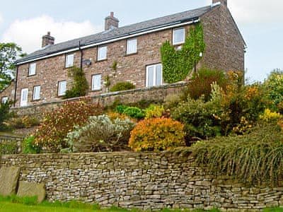 Pegg Inn Cottage thumbnail 1