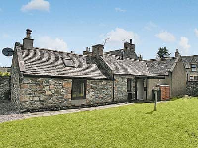 Ailnack Cottage, Tomintoul