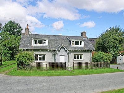 The Old School House, Braemar