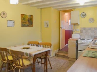Garden Cottage thumbnail 3