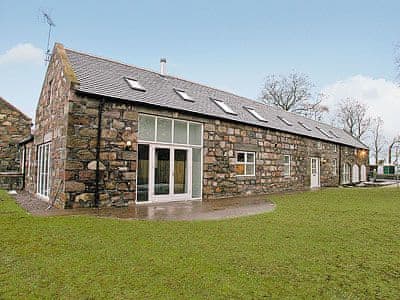 The Steadings at Mains of Tolquhon - The Coach House, Tarves
