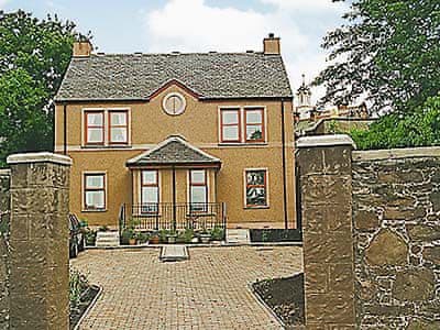 Milnamair, Montrose