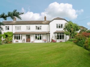Abbotts Ball Farm Cottage