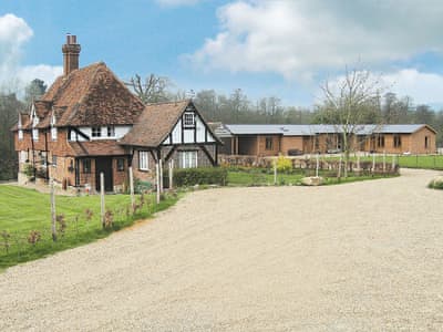  Bearsted Barns - Church View