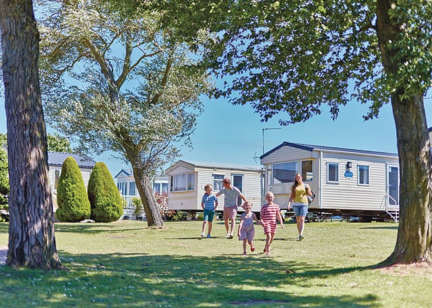 St Margarets Bay In St Margarets At Cliffe Holiday Parks Book