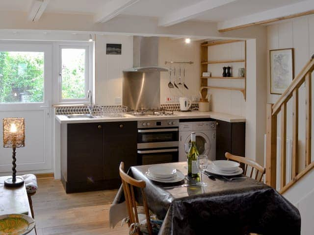 Well equipped kitchen/ dining room | Duke Street, Lostwithiel