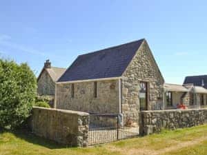 Beautiful single-storey holiday cottage | Dwyfor - Aberkin Farm, Llanystumdwy, near Criccieth