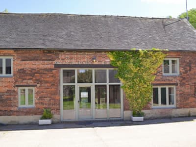 Attractive barn conversion | Foremark Threshing Barn - Foremark Cottages, Milton, near Repton