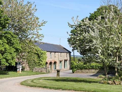 Inviting holiday home | Mill Cottage, Harwood Dale