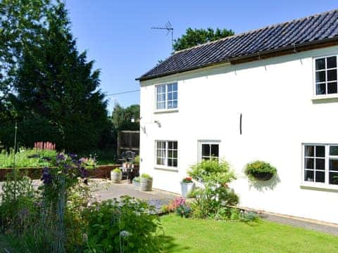 Charming holiday cottage | Glen Cottage, Westfield, near Dereham