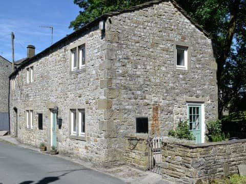 Lovely detached barn conversion | Kings Court, Kettlewell near Buckden