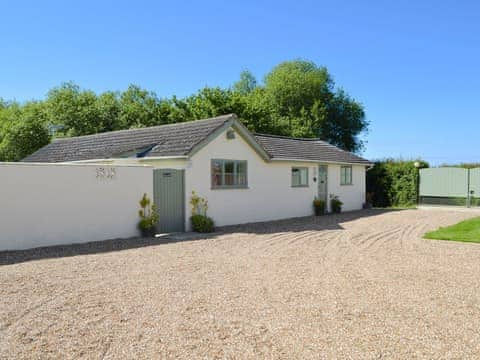 Delightful holiday home | The Chicken Shed - Dynes Farm, Bilsington, near Ashford