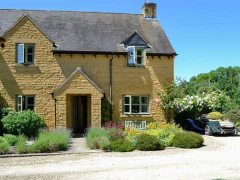 Welcoming semi-detached property in a small village | Willow Cottage, Paxford, near Chipping Campden