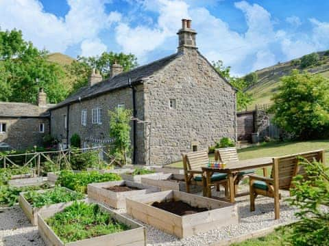 Charming holiday home | Wellside Cottage, Starbotton, near Kettlewell