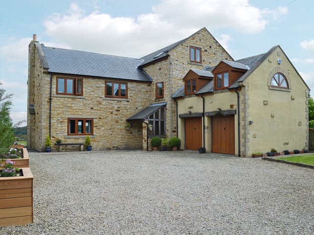 Large, detached property | Applegarth House, Howlish, near Bishop Auckland