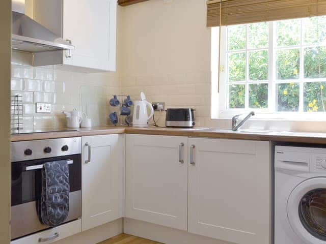 Light and airy kitchen. | Burdett&rsquo;s Cottage - Foremark Cottages, Milton, near Repton