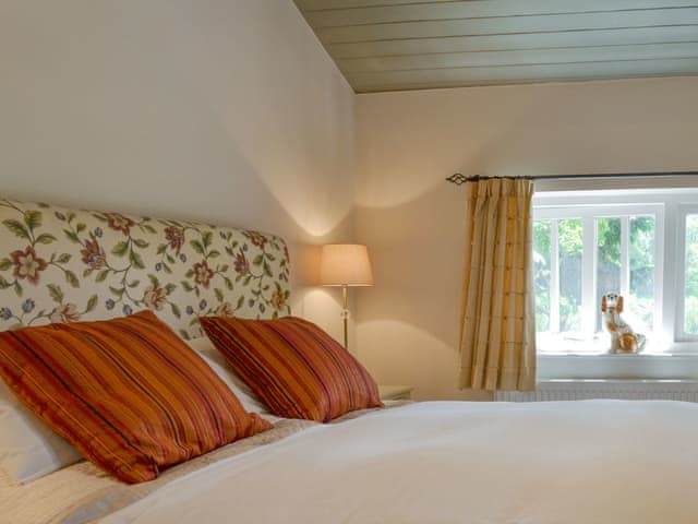 Relaxing double bedroom | The Dove Cot, The Dove Cot & Annexe - The Dove C, Clappersgate, near Ambleside