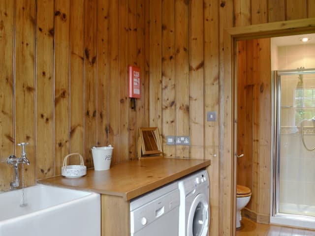 Ground floor utility room leading through to shower room | The Stables, Eardisland, near Leominster