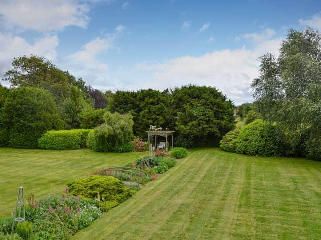 Picturesque garden and grounds | The Stables, Eardisland, near Leominster