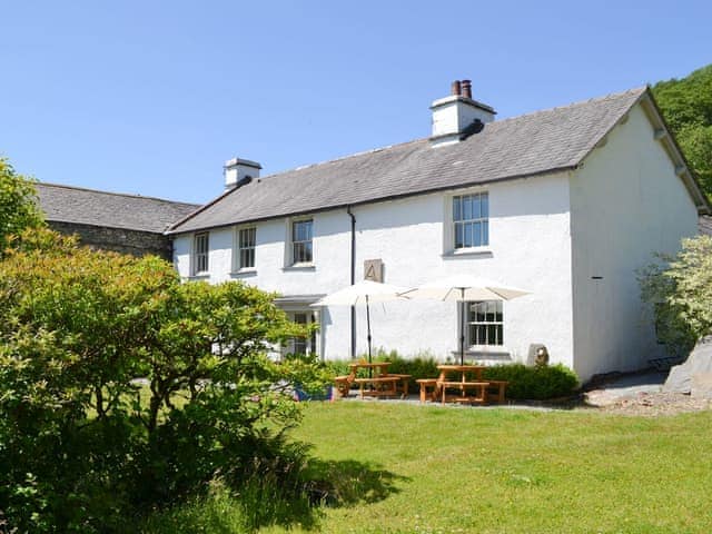 Souterstead, sleeps 10 in Coniston and Grizedale.