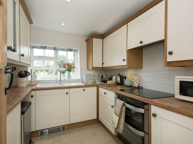 Exquisitely presented kitchen | Sunnyside, Ludham, near Wroxham