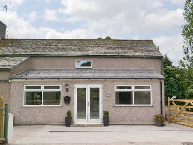 Attractive semi-detached cottage | Townend Cottage, Soulby, near Kirkby Stephen