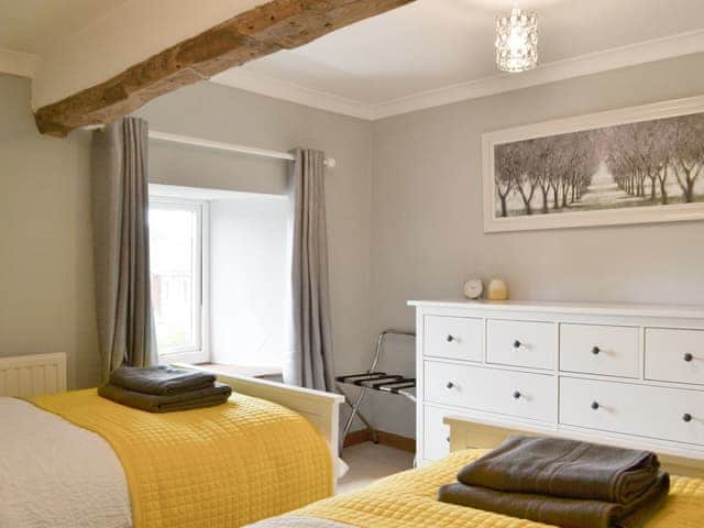 Good sized twin bedroom | Townend Cottage, Soulby, near Kirkby Stephen