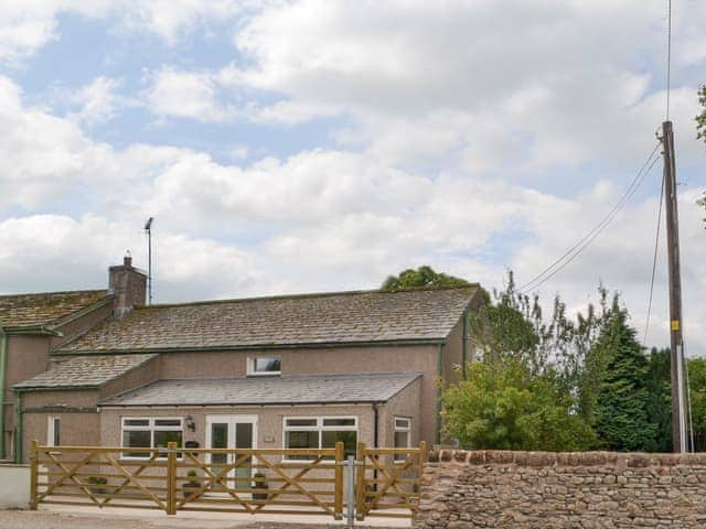 Delightful holiday home | Townend Cottage, Soulby, near Kirkby Stephen