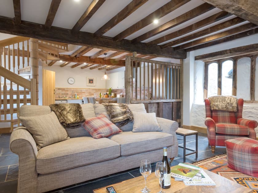 Characterful beamed open-plan living area | The Linhay - Holcombe Burnell, Holmcombe Burnell Barton, near Exeter