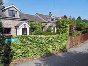 Charming cottage | Oakleigh Cottage, Rowen, near Conwy 
