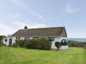 Delightful holiday cottage perched high above Cardigan Bay | Arforwest, Near Llangrannog
