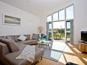 Open plan living space | Una Argentum 61 - St Ives Resort, Carbis Bay, near St Ives