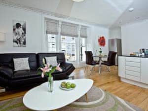 Open plan living space | Captain&rsquo;s Quarters, Plymouth