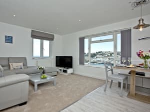 Open plan living space | Harbourside, Brixham
