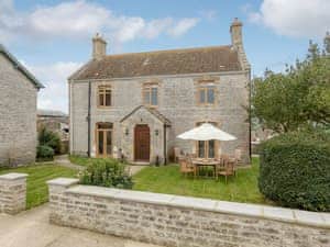Delightful property | The Farmhouse - Applebarn Holidays, West Pennard, near Glastonbury