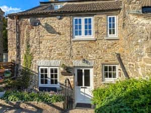 Exterior | Lavender Cottage, Leyburn