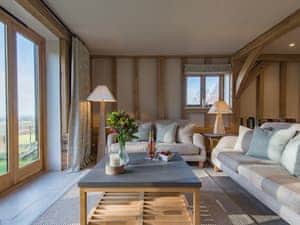 Open plan living space | Little Foxmoor Barn, Leith Hill